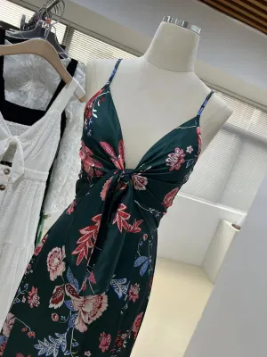 중국 패션 의류 여름 의류 여성 컬렉션 레이디 Longuette 꽃 해변 슬립 드레스 의류 맞춤 의류 섹시한 스트랩 드레스 제조업체